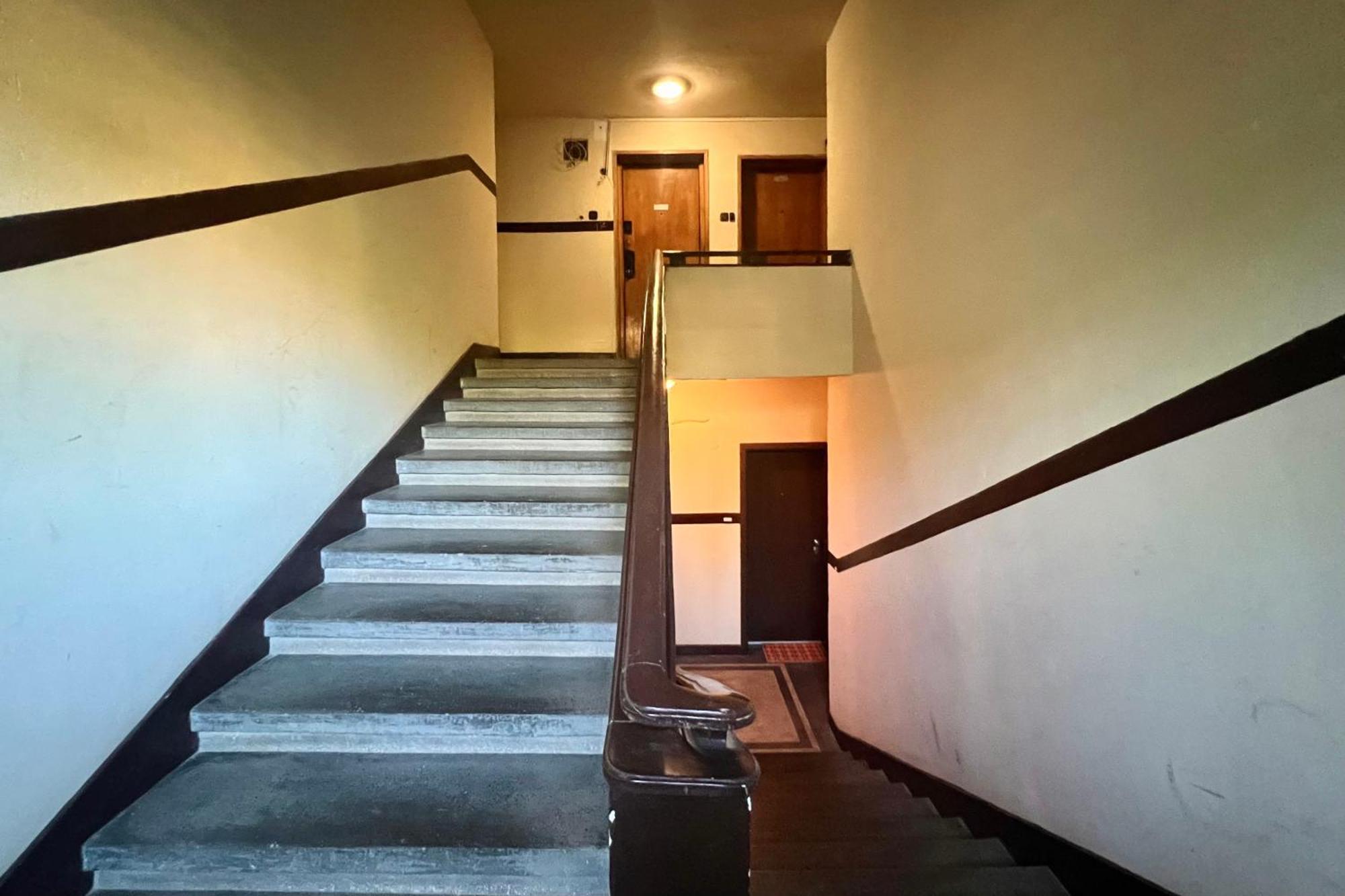 Nostalgic '90s Place Historical Center Apartment *